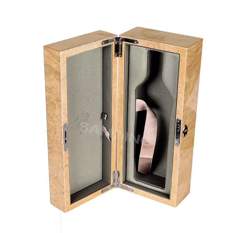 酒盒木質(zhì)(尊尼獲加酒盒)